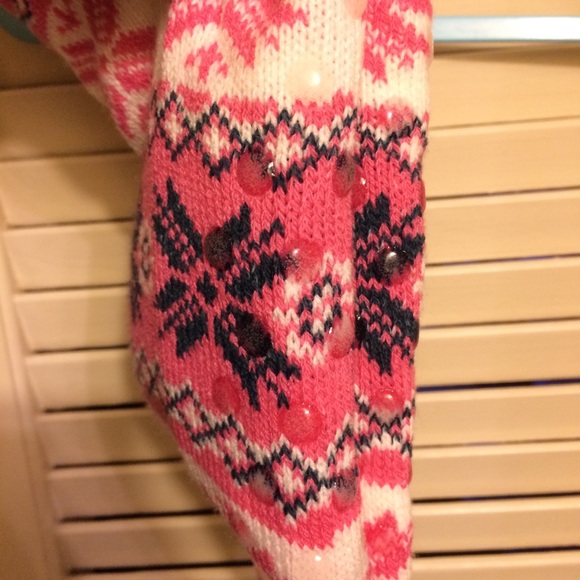 Thermos Christmas Socks- Pink & White Snowflake - Picture 5 of 5